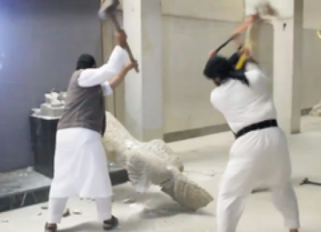 L'Isis cancella l'arte, a pezzi le statue antiche