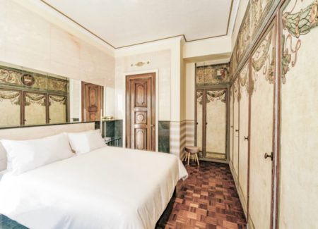 Riviere Deluxe Palaces